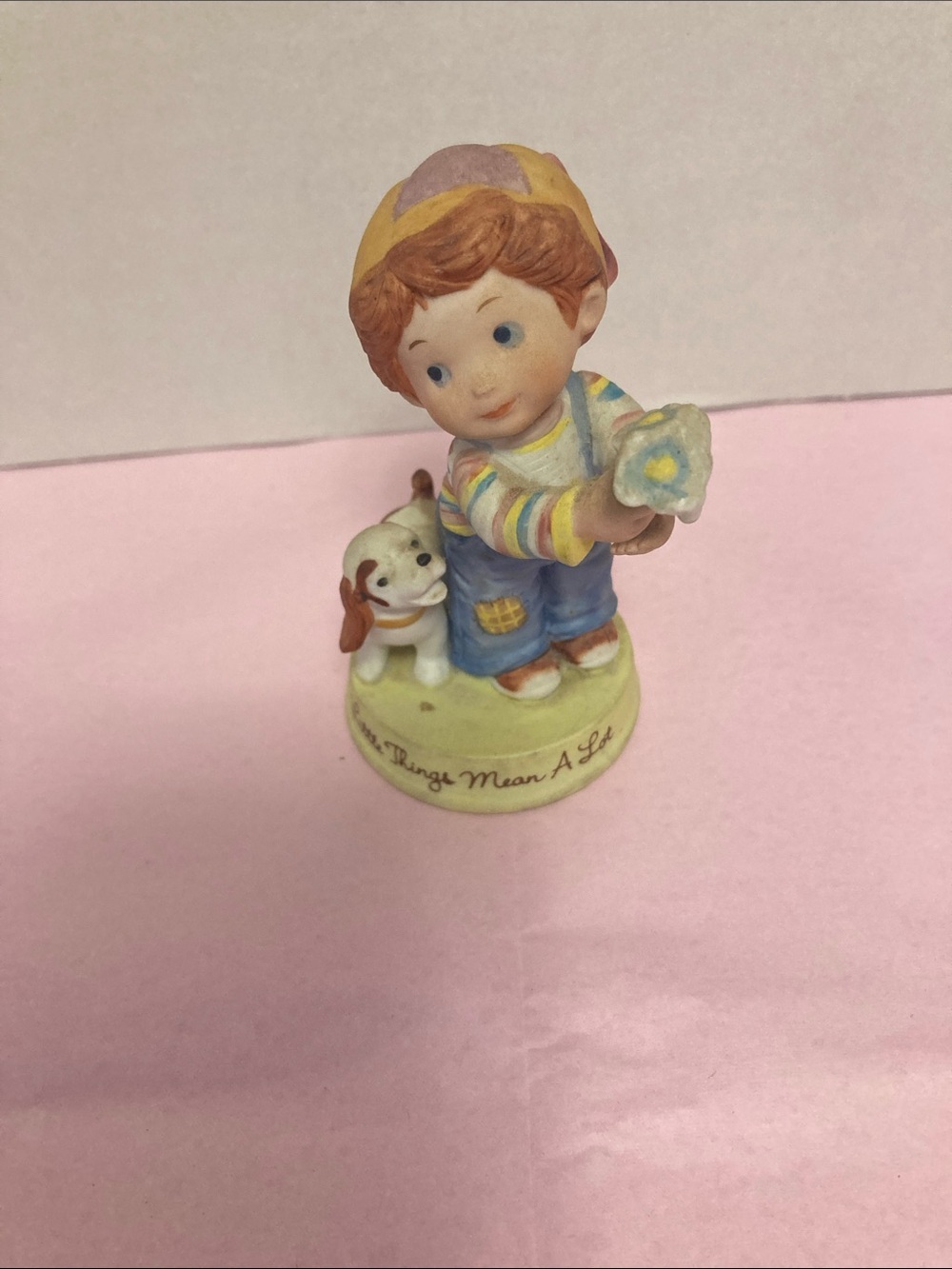 Vintage Avon Little Things Mean A Lot 1983 figurine
